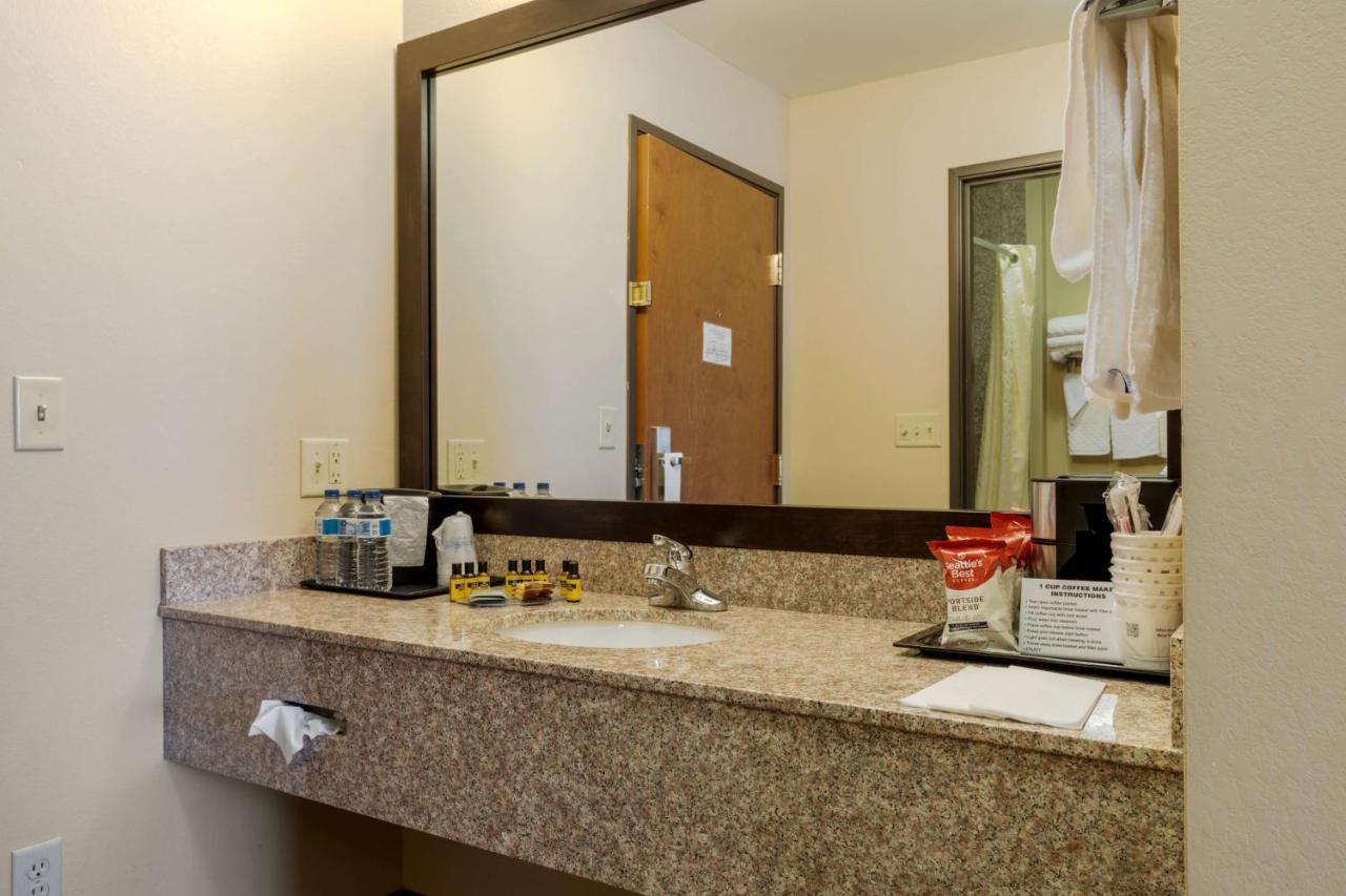 Best Western Plus Red River Inn Clarendon Exterior foto